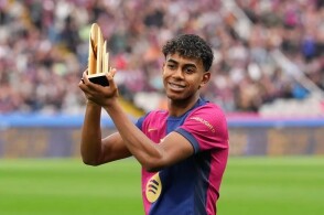 官方：韩国门将郑民基结束租借离开广岛三箭，回归水原FC