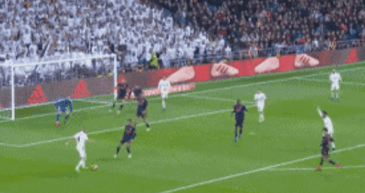 科瓦奇：丘库埃梅卡在禁区内被夸安萨拉拽？裁判应做出判罚