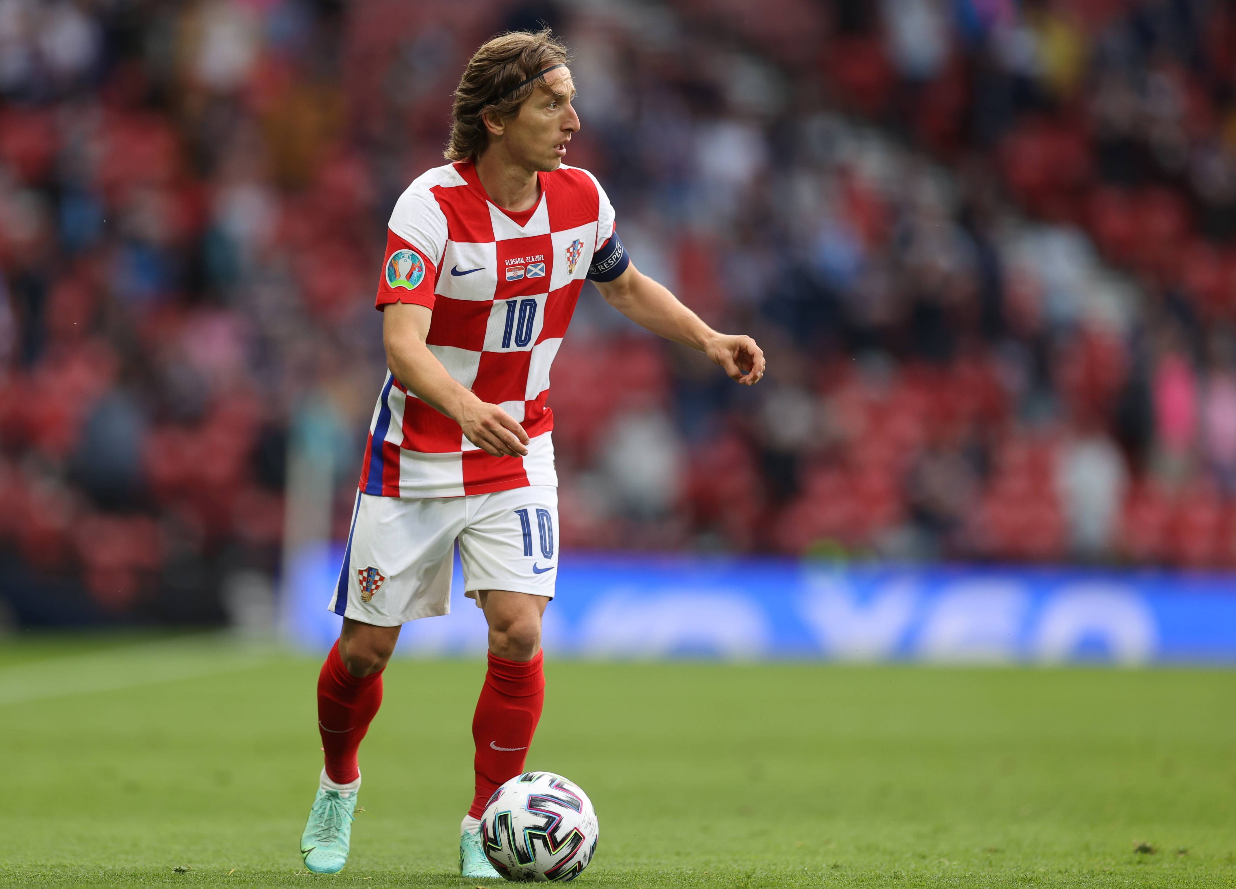 海登海姆2-1逆转柏林联合，朔普纳、席默尔破门