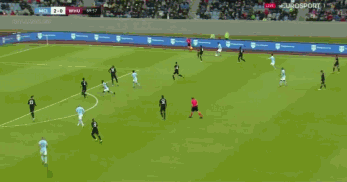 卡卢卢：我在场上始终为球队付出，我们在防守端仍有提升空间