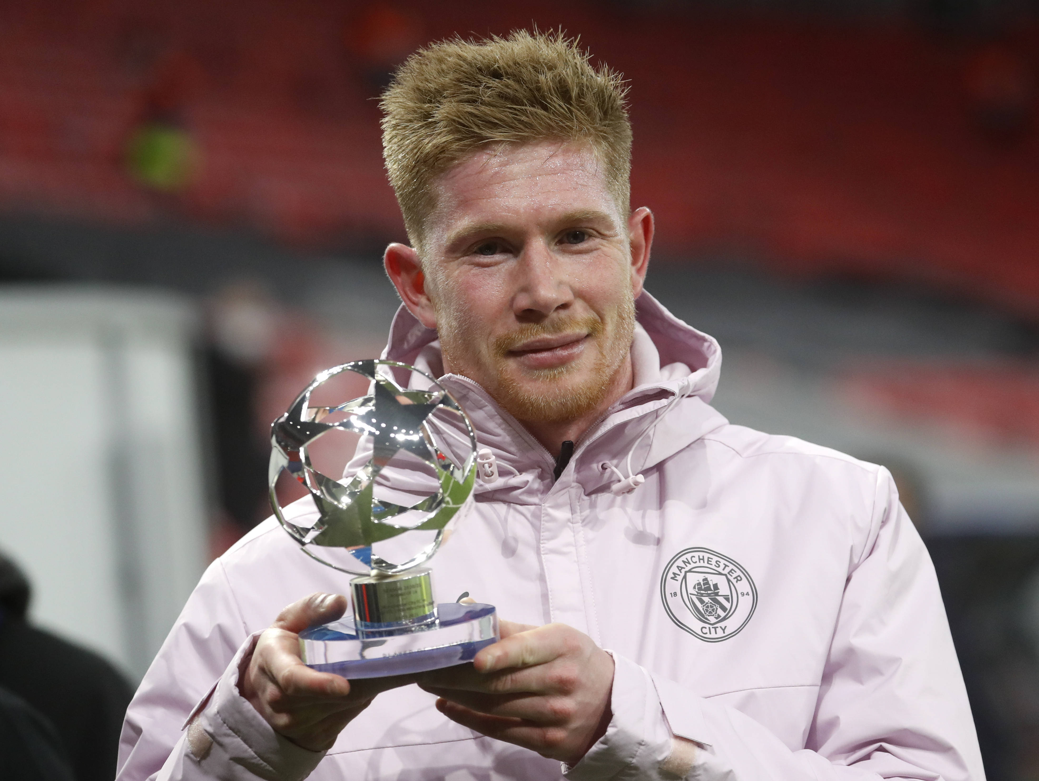 中场大师接受采访金句不断刷屏