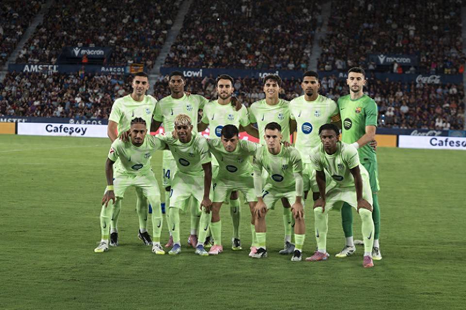 CBA俱乐部杯-奎因29分广东轻取广州 香港金牛胜同曦